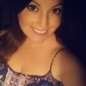 Meet your Posher, Dana